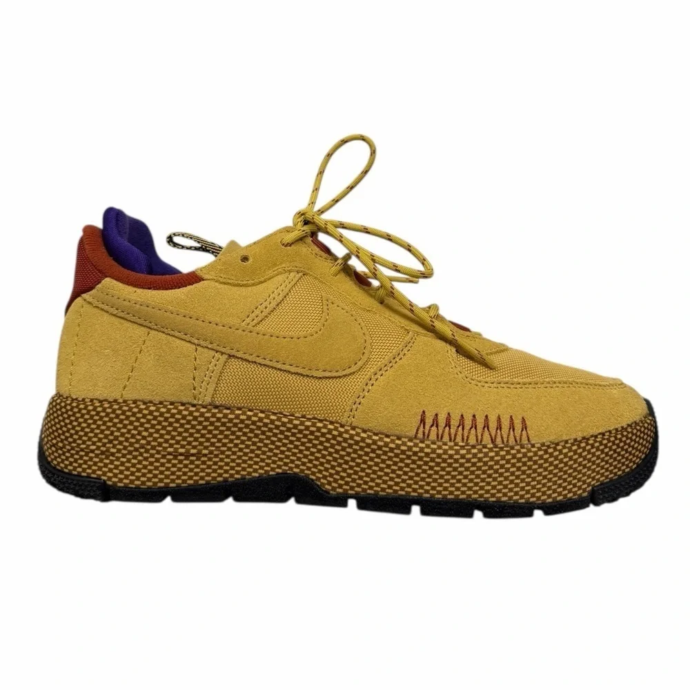 NWOT Nike Women's Air Force 1 Wild Shoes in Wheat Gold Size 7.5
